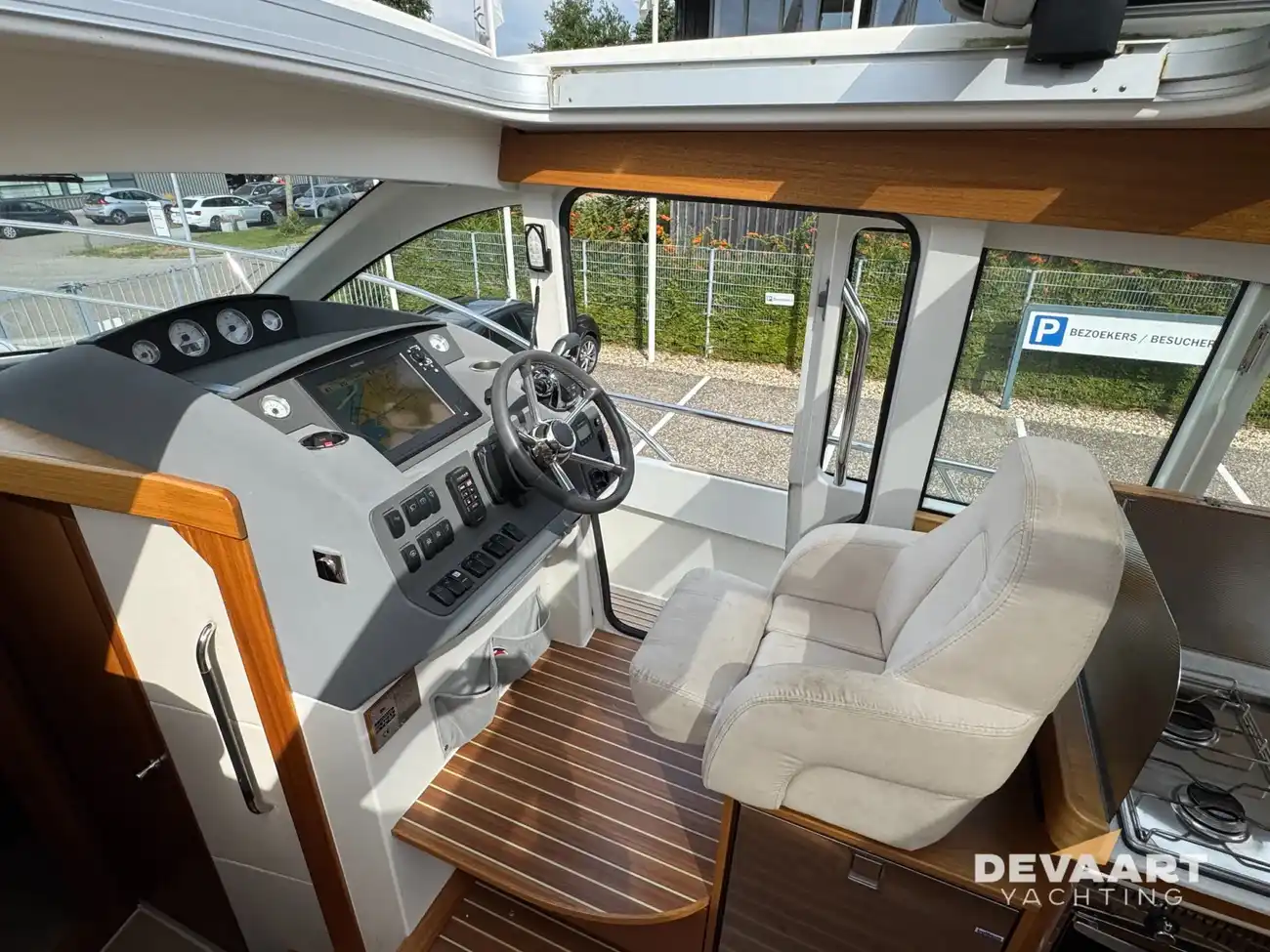 Nimbus 365 Coupe — foto 7 van 21