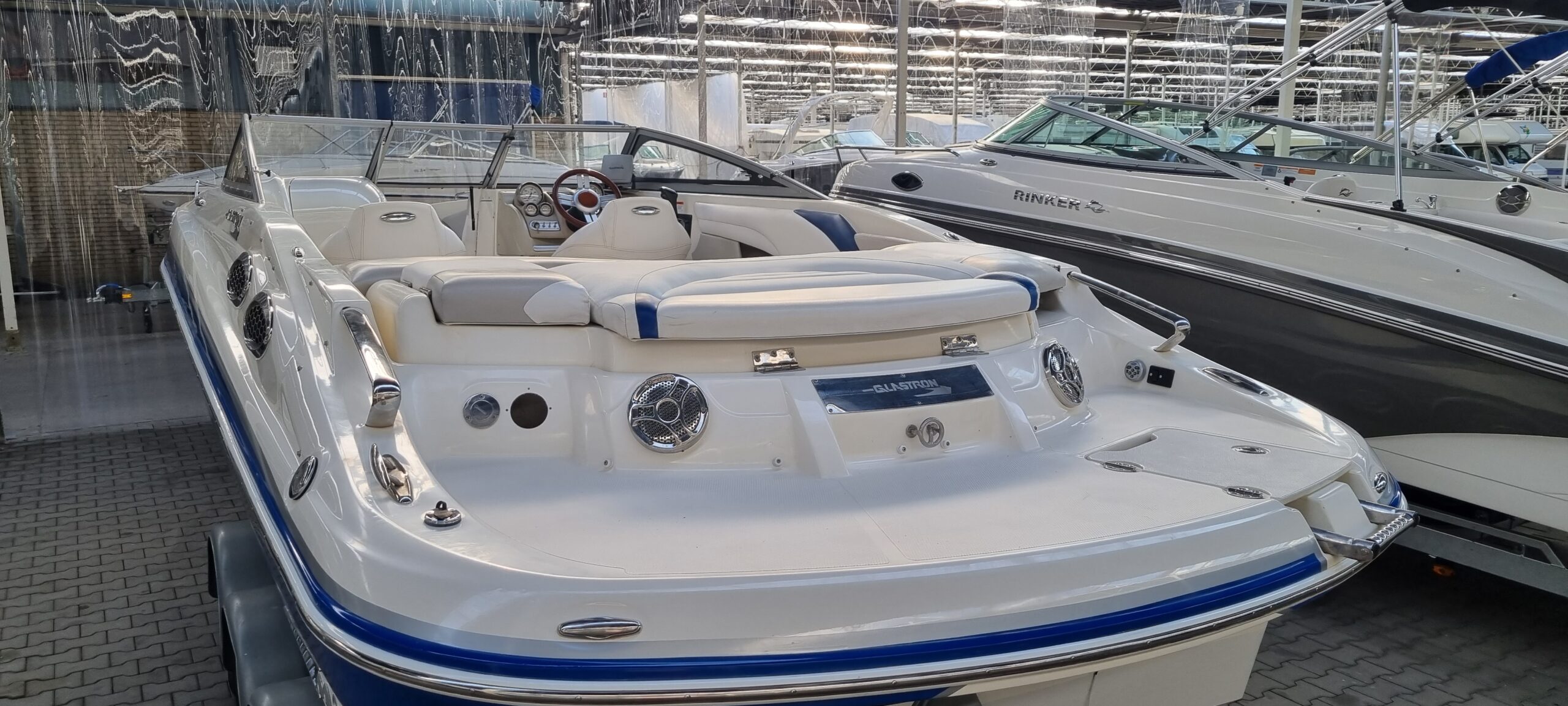 Glastron 255 — foto 10 van 11