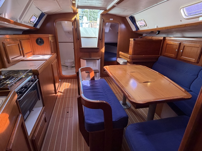 Dufour 36 Classic — foto 9 van 46