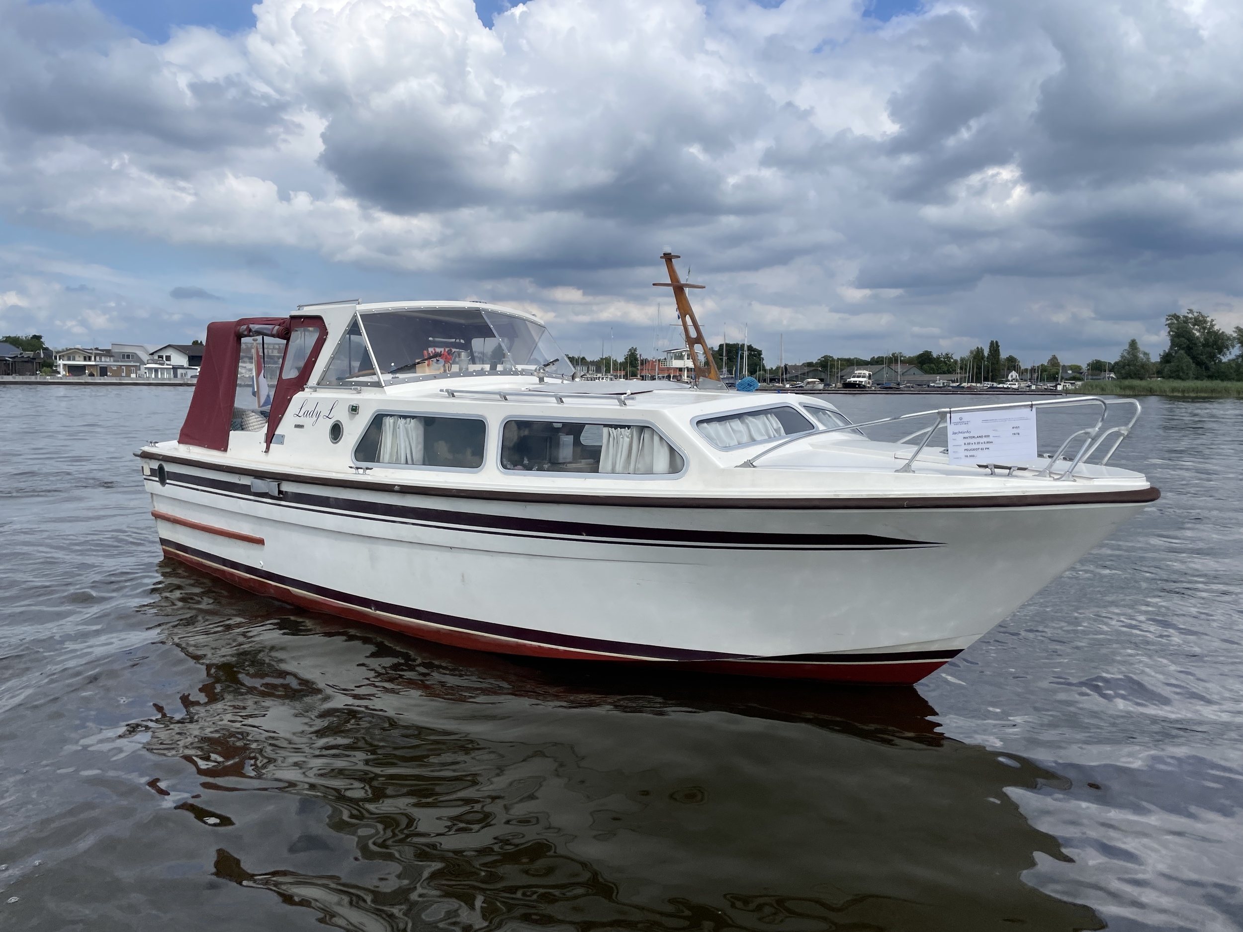 Waterland 850 — foto 1 van 24