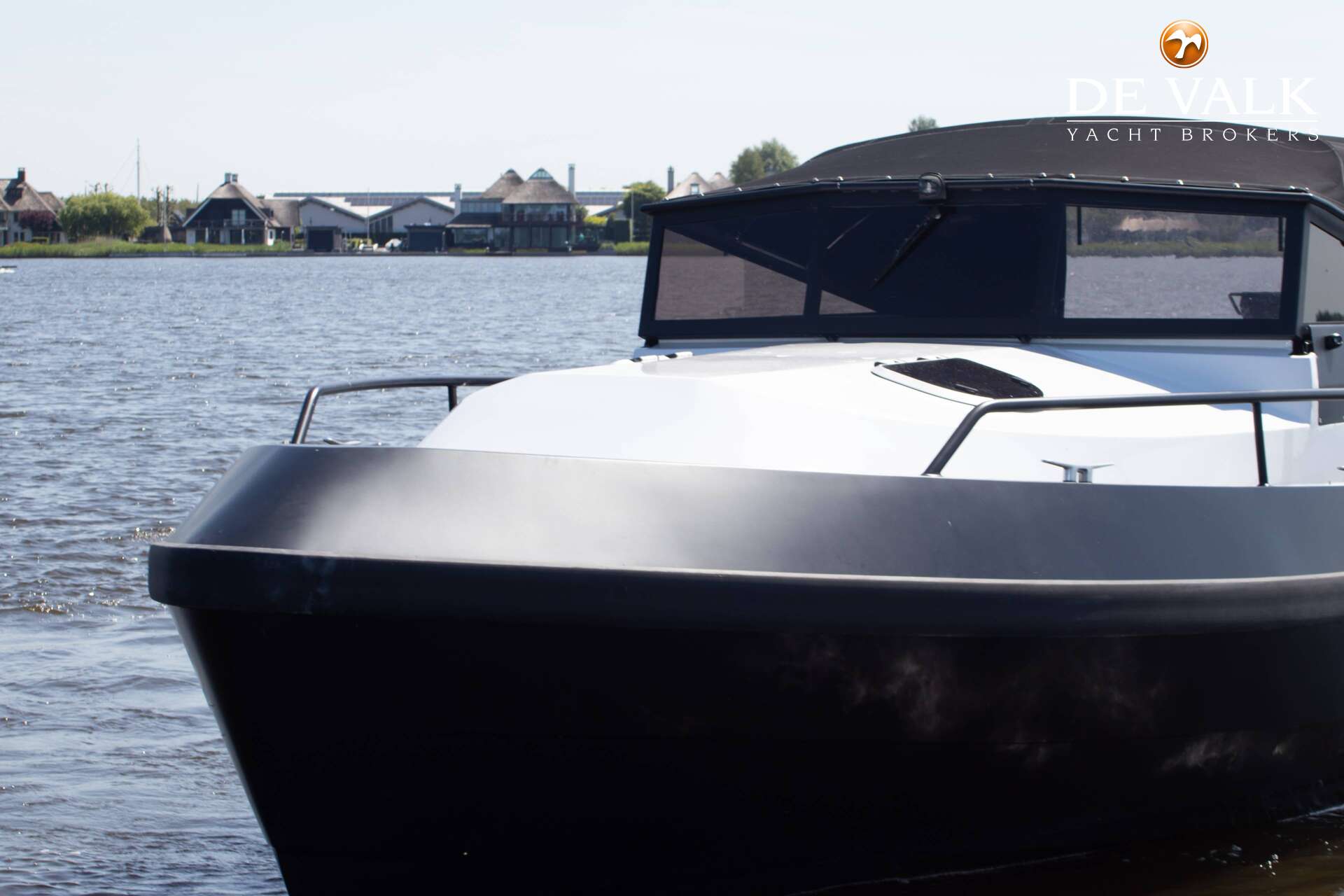 PLV Custom Build — foto 9 van 35