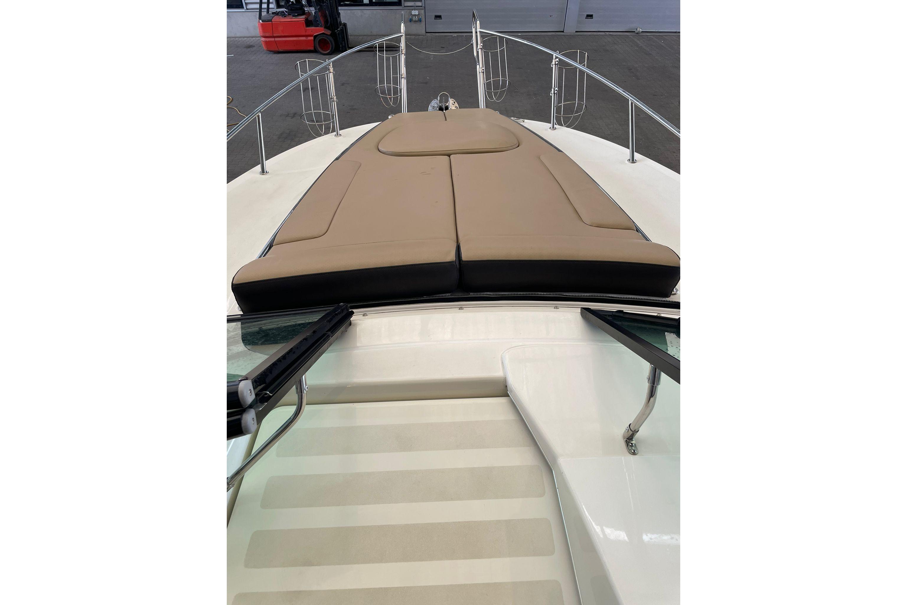 Sea Ray 265 Sundancer — foto 9 van 20