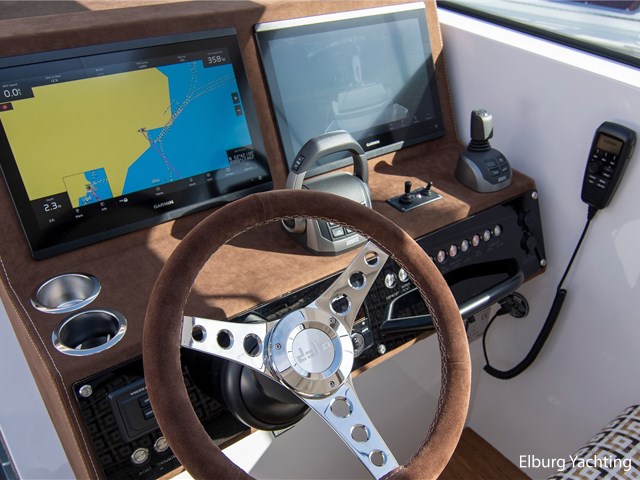 Delta 33 Coupé — foto 3 van 37