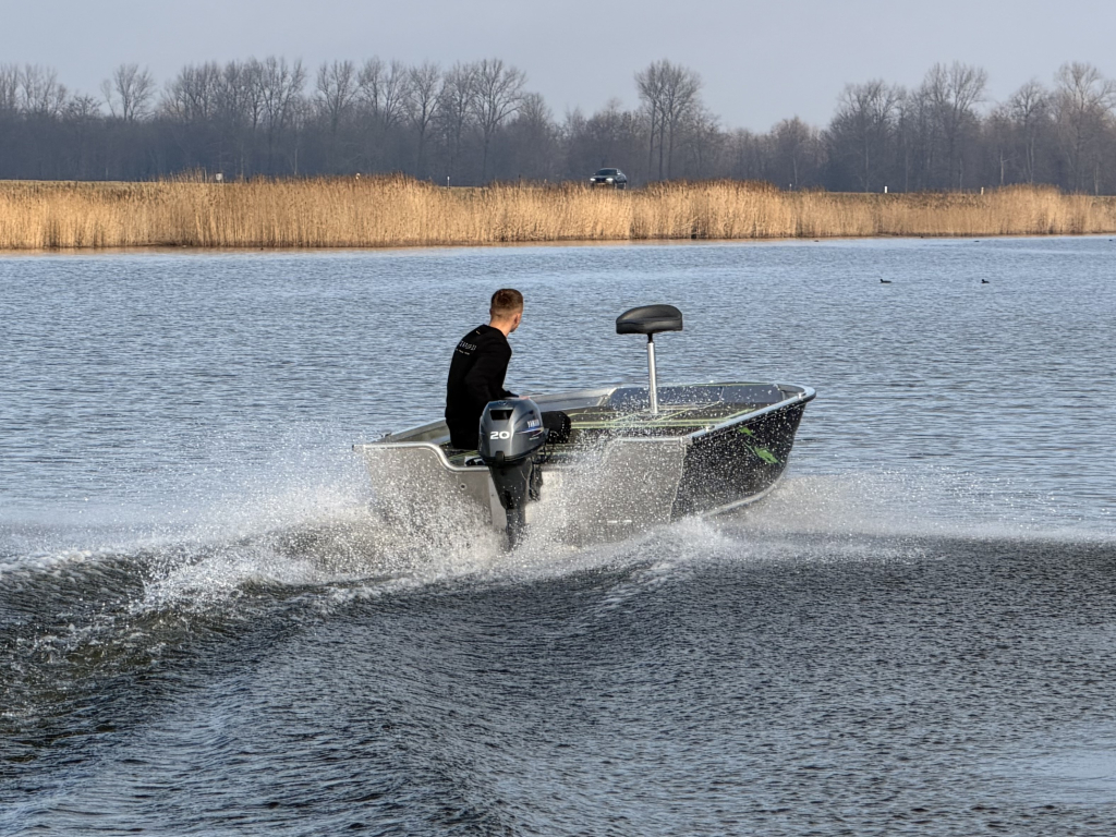 Kerman 428 visboot | Nieuw | gratis 3M wrap! — foto 3 van 14
