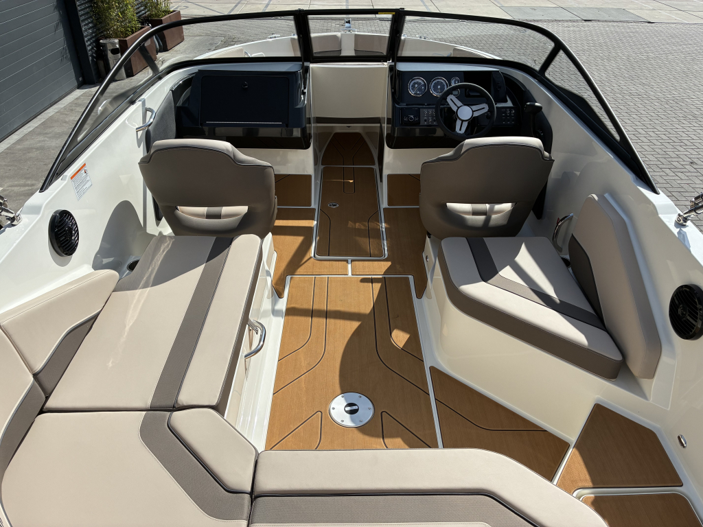 Bayliner V20 — foto 5 van 17
