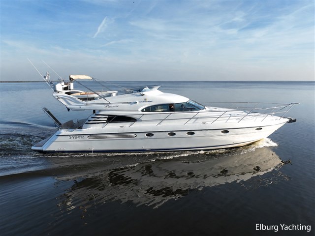 Fairline Squadron 55