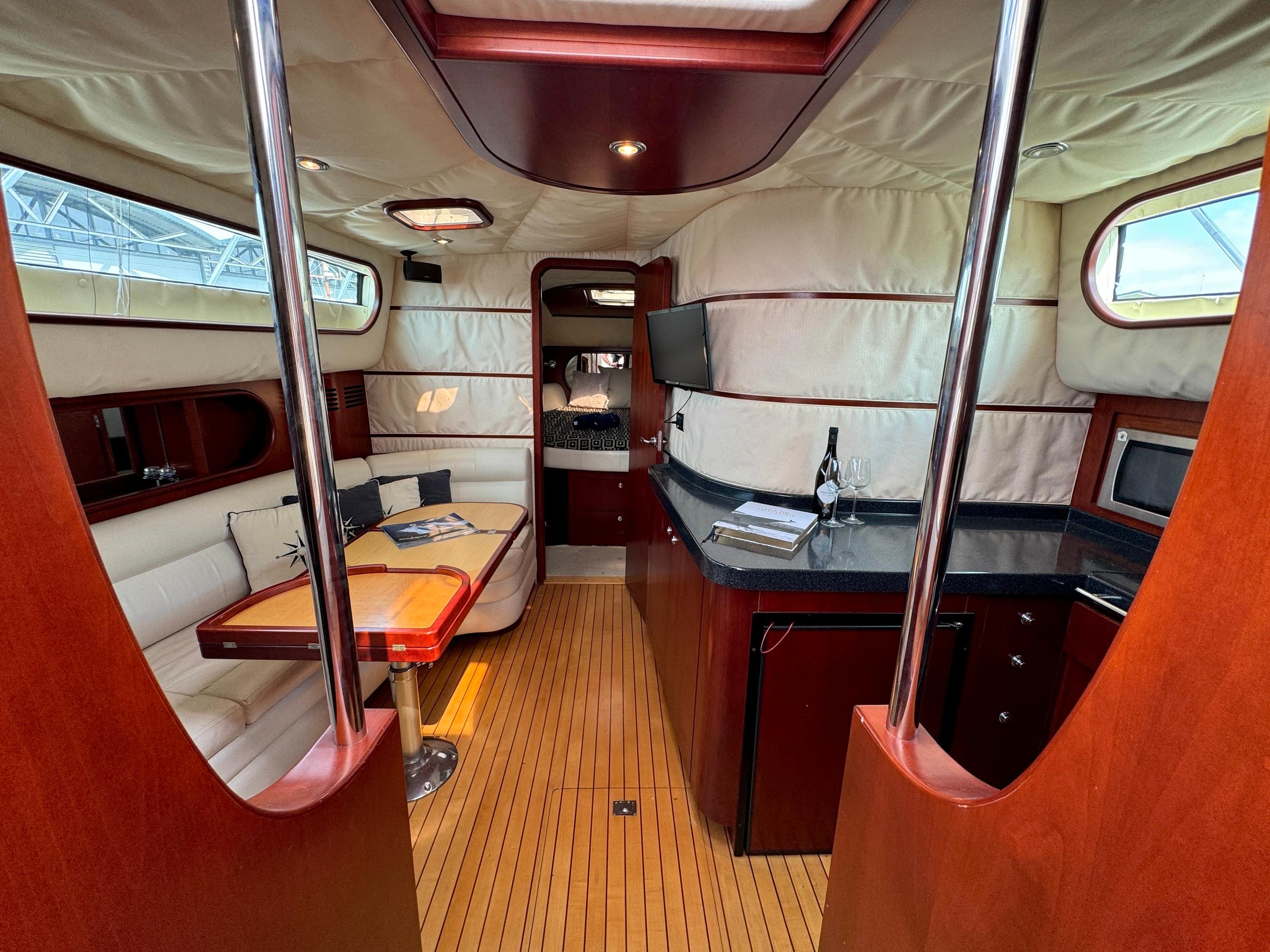 Chris-Craft Roamer 40 Lobster — foto 23 van 67