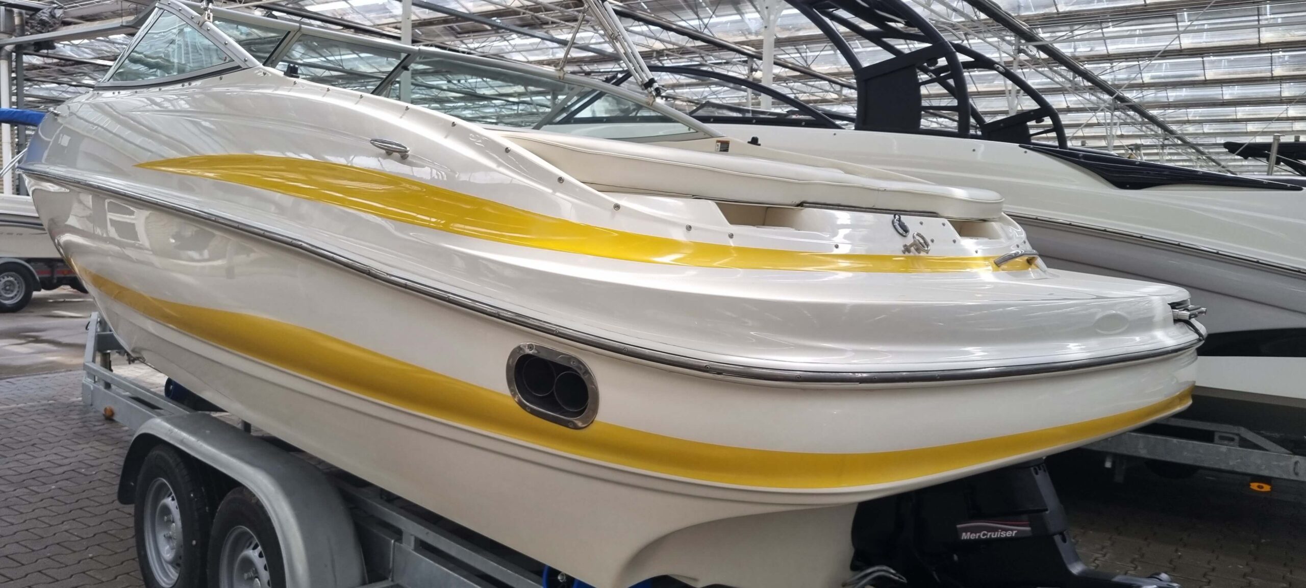 Maxum 2100 Cuddy — foto 11 van 11