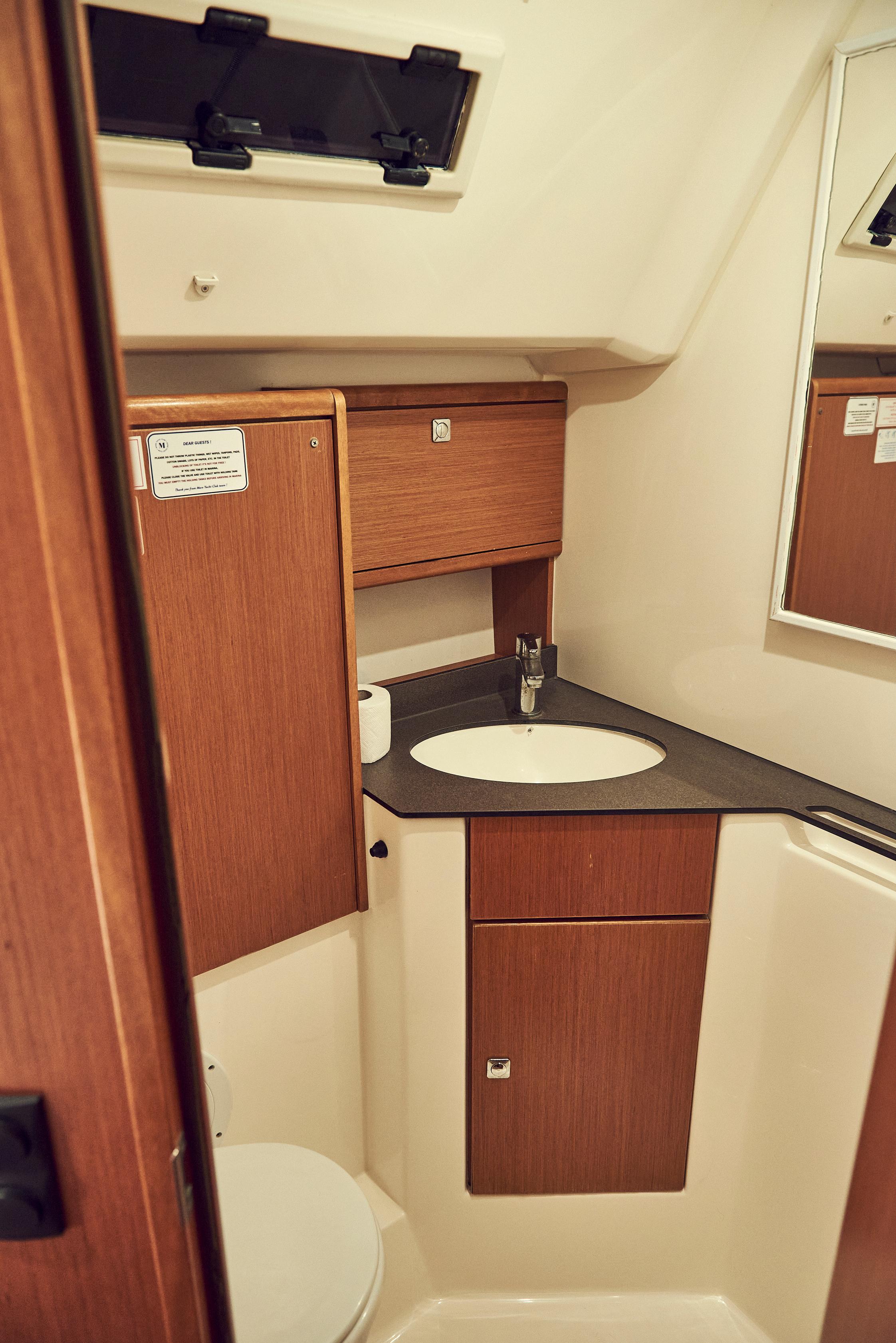 Bavaria Cruiser 46 — foto 25 van 27