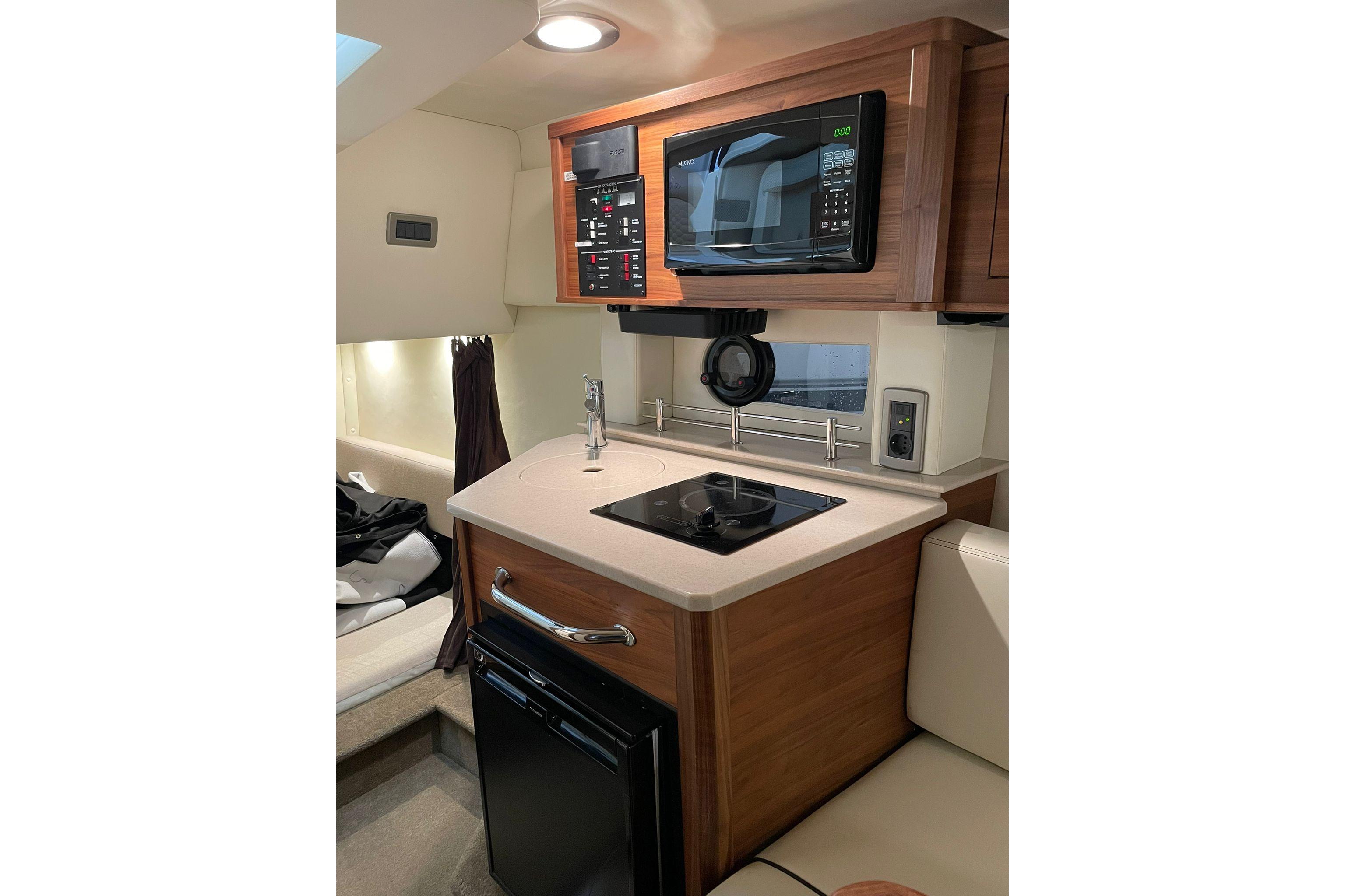 Sea Ray 265 Sundancer — foto 15 van 20