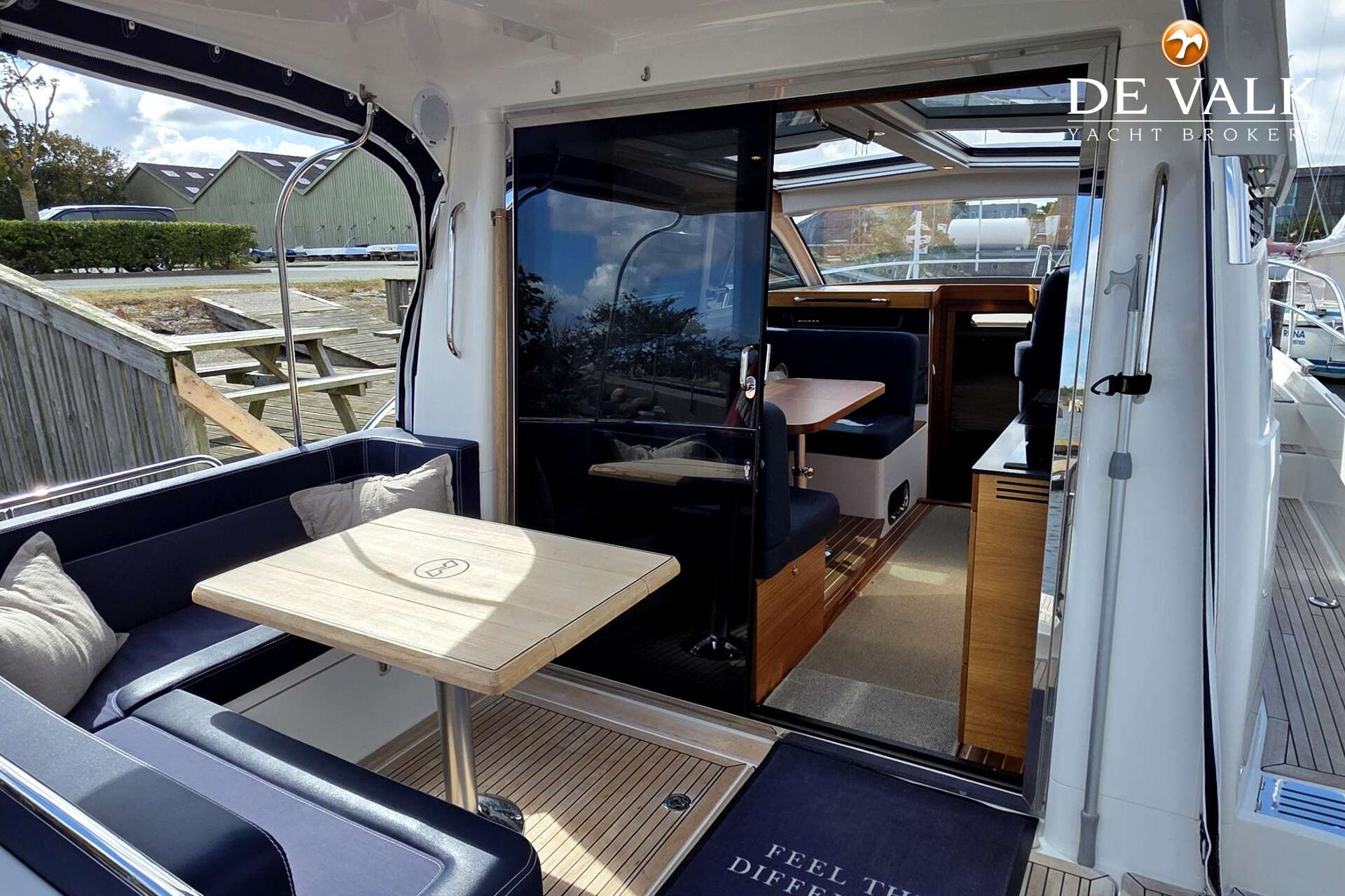 Nimbus 365 Coupe — foto 8 van 44