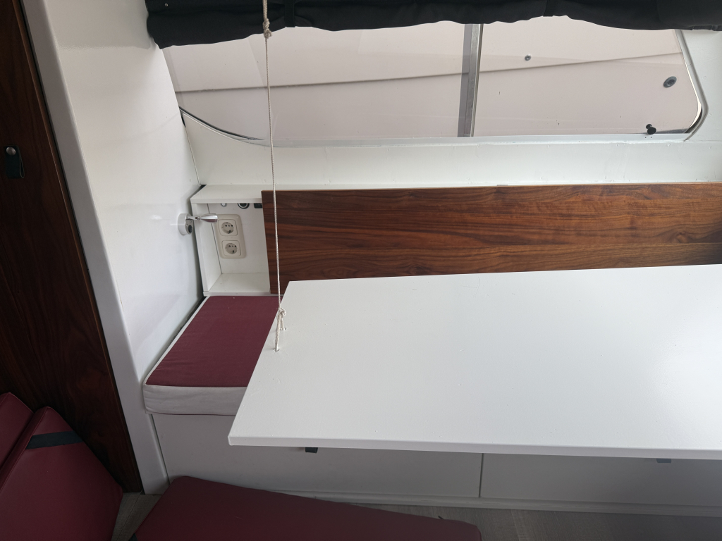 Motorboot 6m recente 15pk Honda trailer 6m kajuitboot — foto 10 van 10