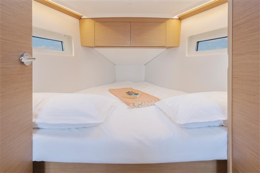 Jeanneau Sun Odyssey 350 — foto 11 van 12