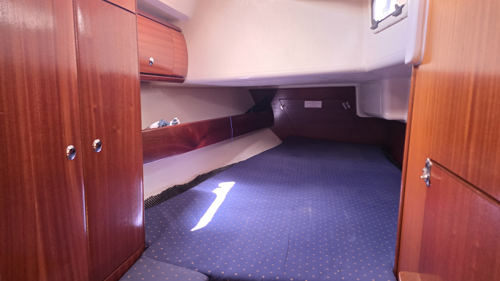 Bavaria  36 Cruiser — foto 36 van 38