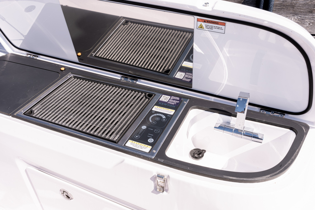 Axopar 45 Cross Cabin BRABUS — foto 19 van 23