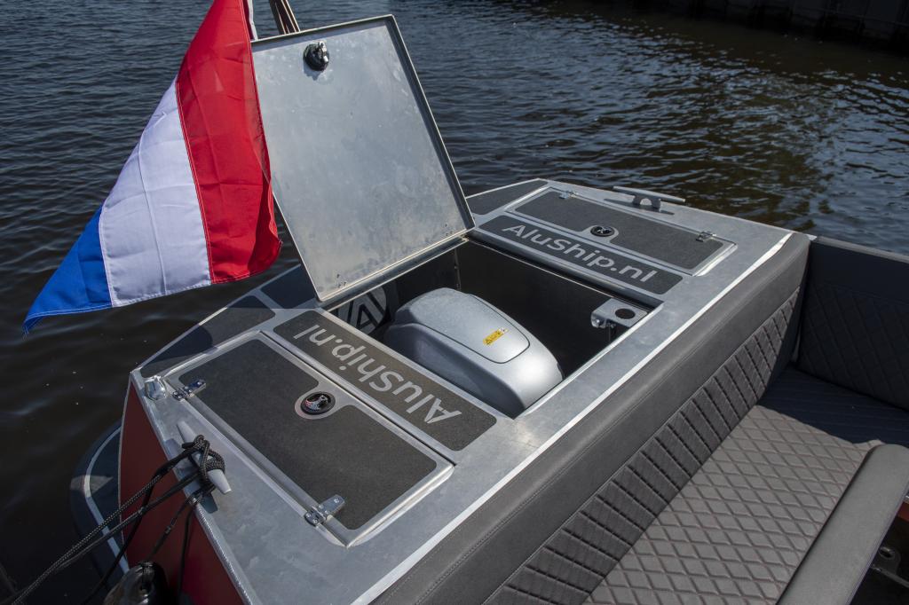 AluShip TNDR 670 — foto 8 van 8