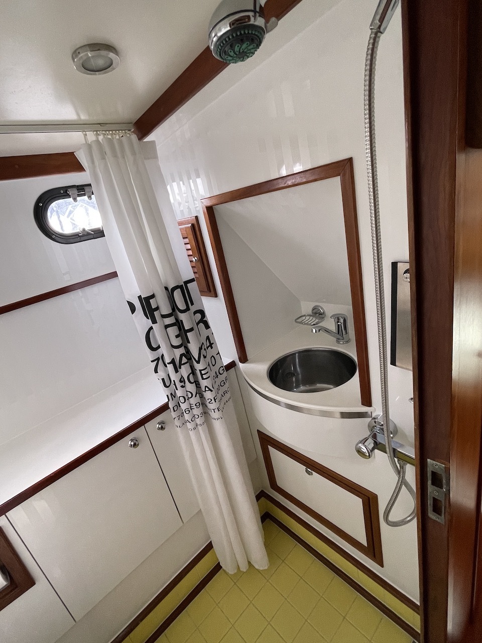 BACH YACHT 1050 GS — foto 24 van 26
