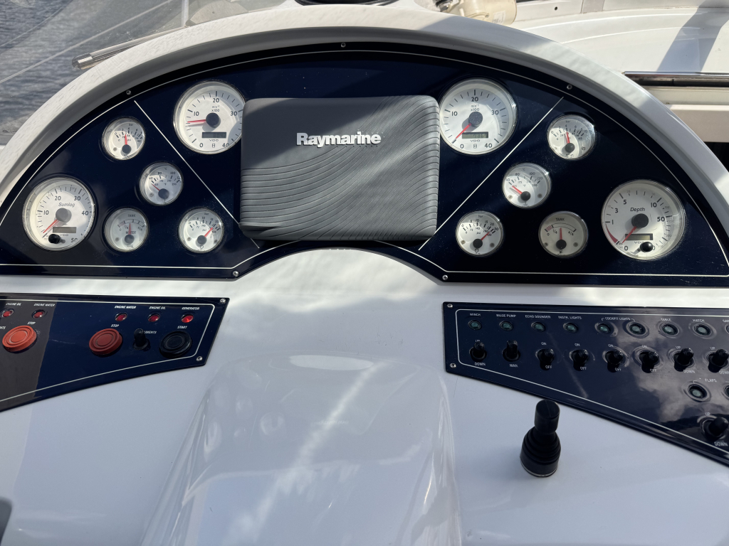 Pershing 37 — foto 33 van 42