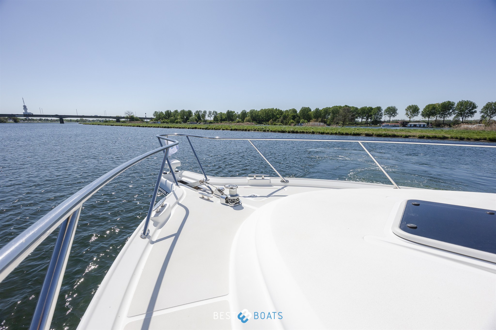 Tiara Yachts 4300 Sovran — foto 9 van 9