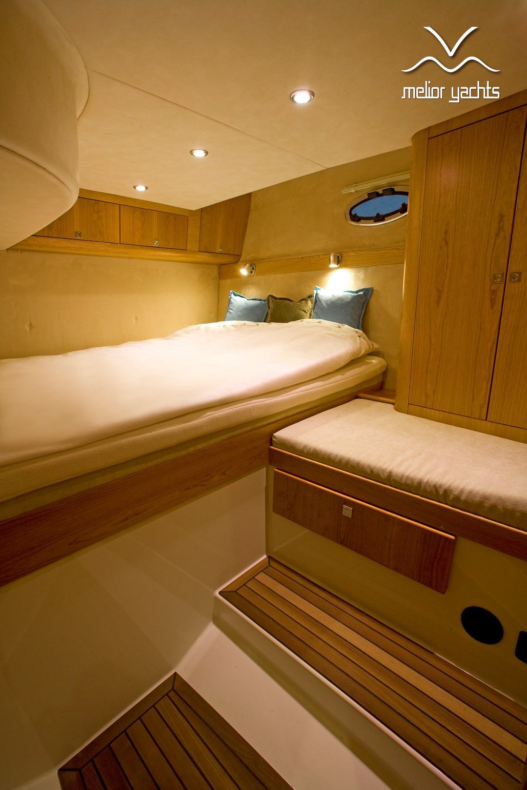 Saga 415 — foto 34 van 44