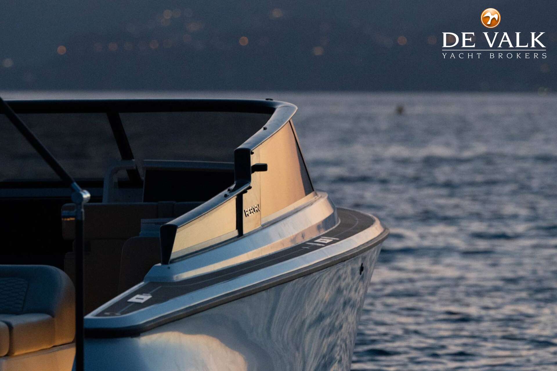 Reborn 40 R Cabin — foto 6 van 35