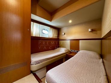 Ferretti 690 Altura (2006) — foto 12 van 12