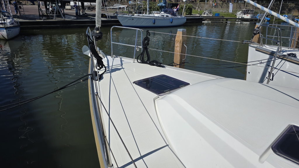 Bavaria 41 Cruiser — foto 6 van 36