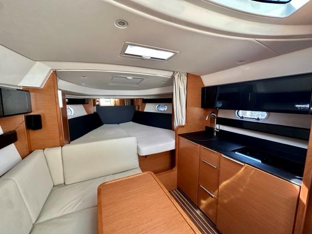 Bavaria Sport 330 — foto 15 van 20