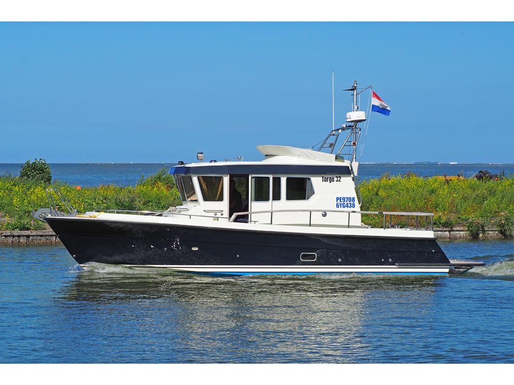 Oy Botnia Marine AB, Malax (Finland) Targa 32 Flybridge — foto 8 van 11