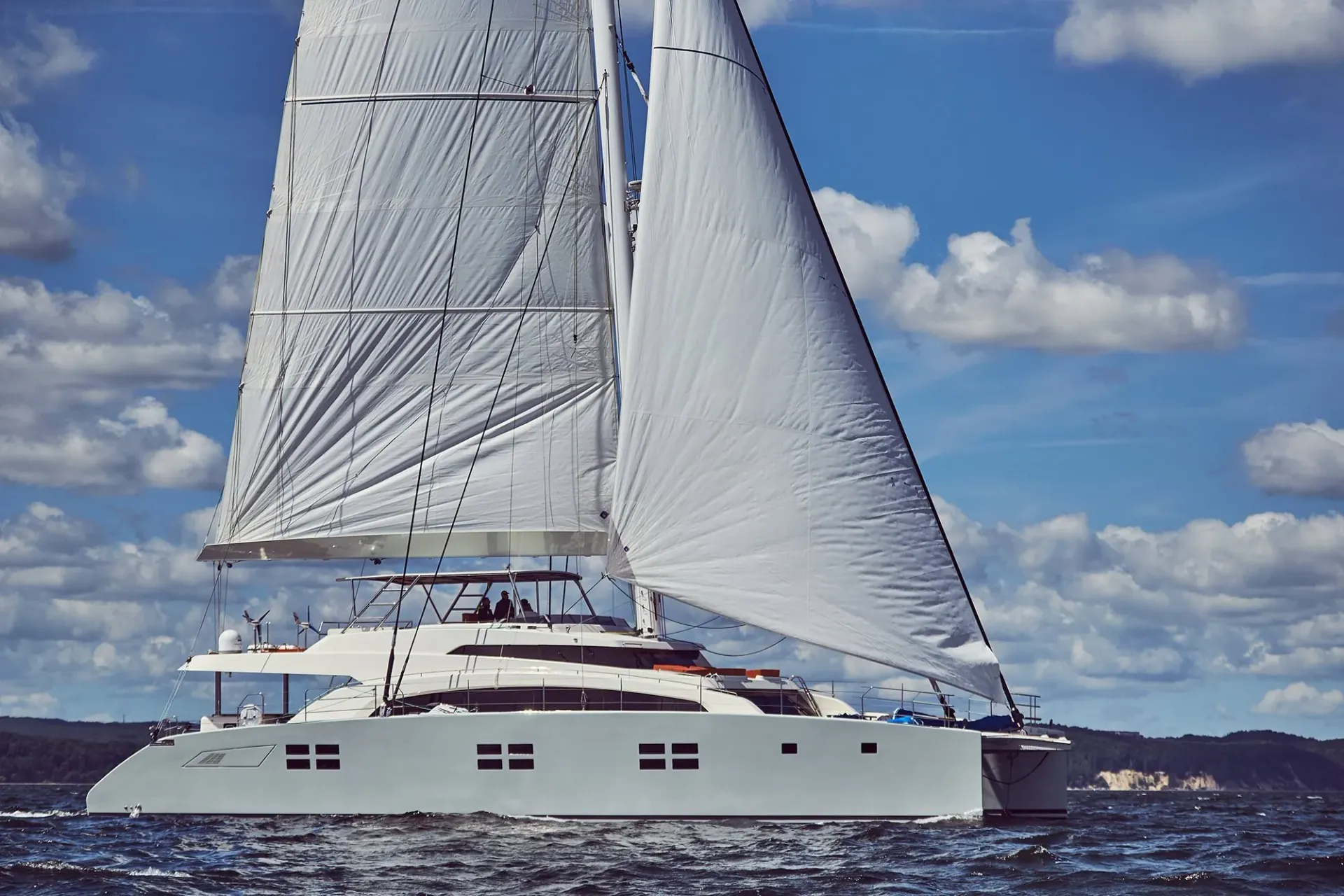 Sunreef Yachts 88 DD - "Little Gigant" — foto 1 van 12