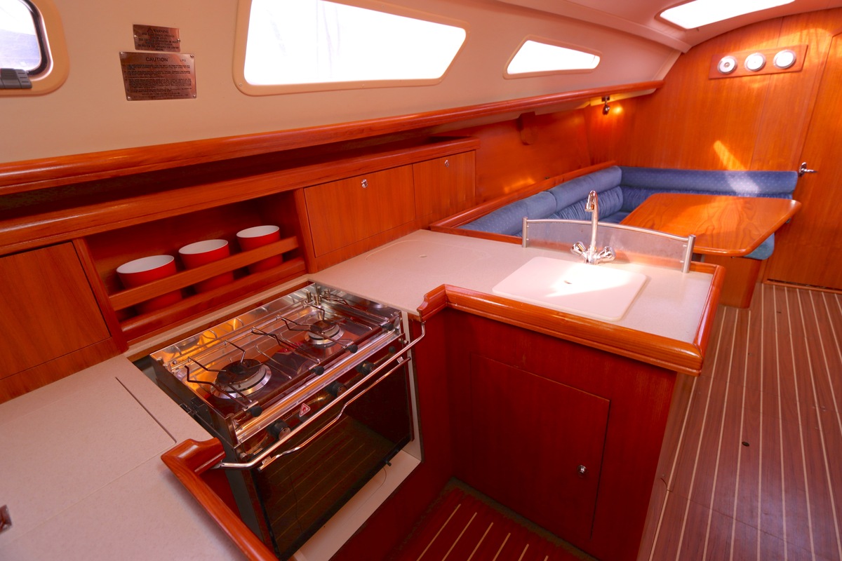 Hunter 33 — foto 4 van 52