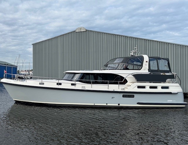 Jetten 44 AC — foto 1 van 6