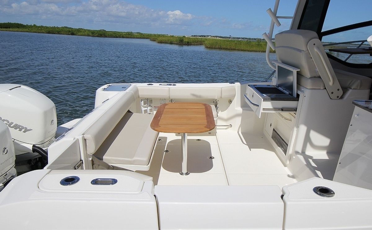 Boston Whaler 325 Conquest — foto 4 van 4