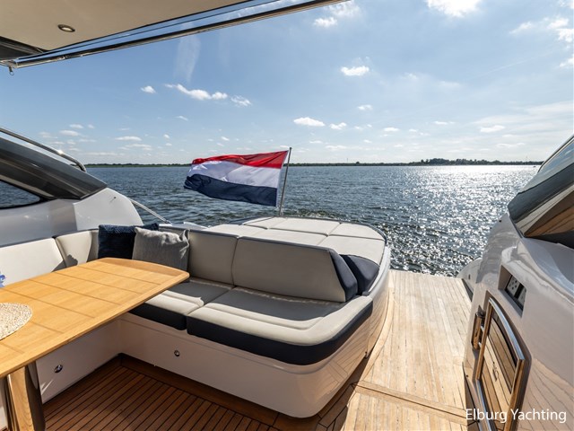 Princess V48 — foto 8 van 84