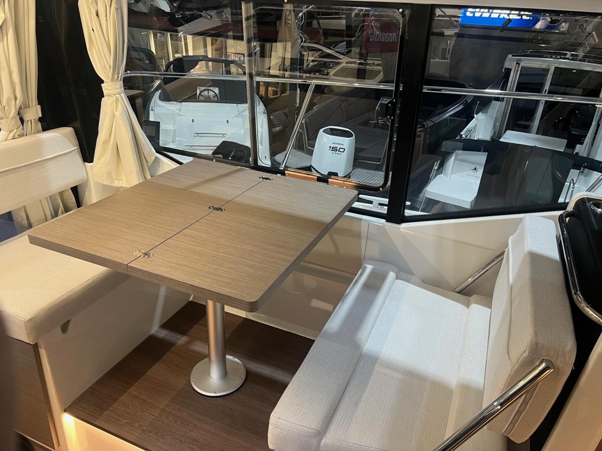 Jeanneau Merry Fisher 895 serie 2. Dit schip is aanwezig op de Yamaha stand van hiswa te water 2026. — foto 30 van 48