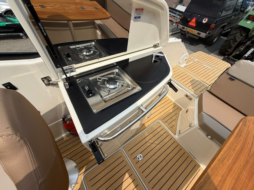 Quicksilver 755 Cruiser — foto 9 van 14