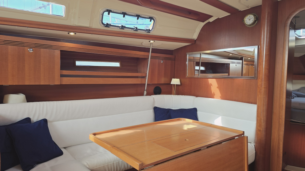Dufour 40 Performance — foto 27 van 44