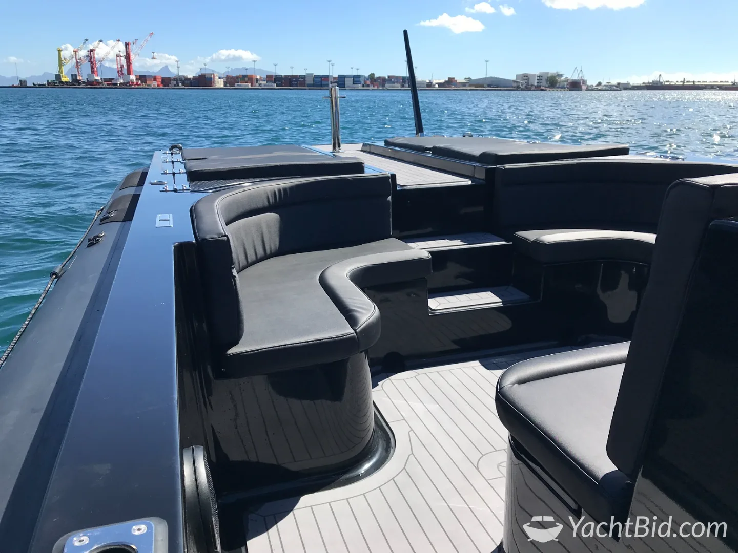 Blue Spirit 1050 RIB Tender — foto 4 van 12