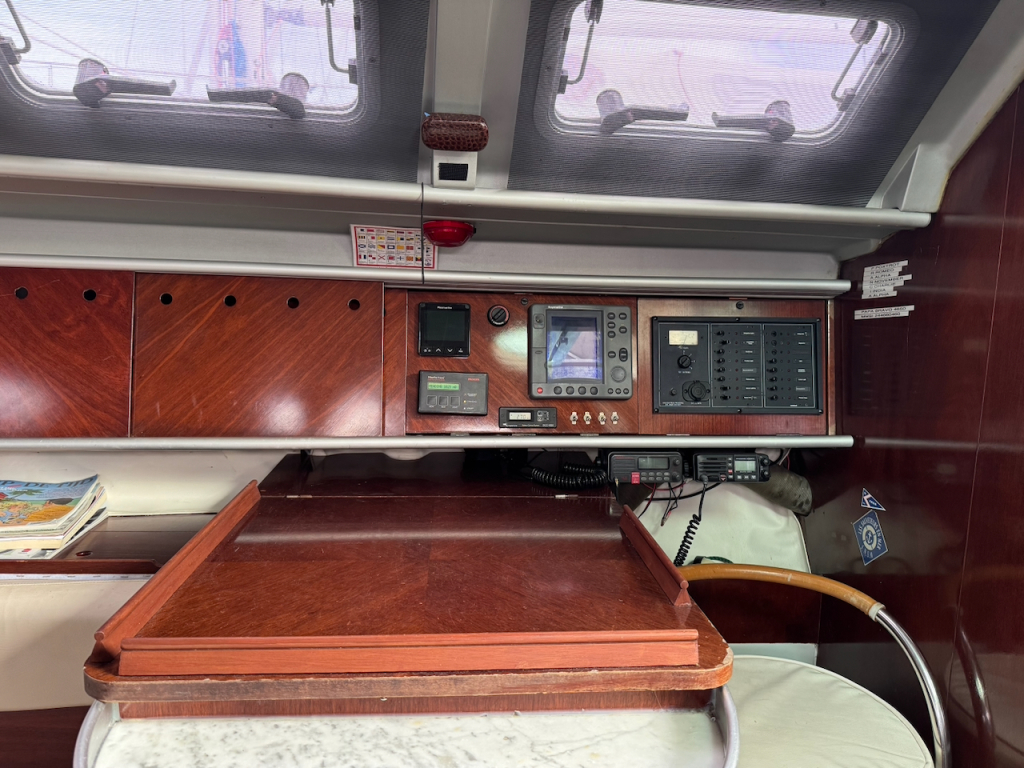 Beneteau First 38s5 — foto 16 van 24