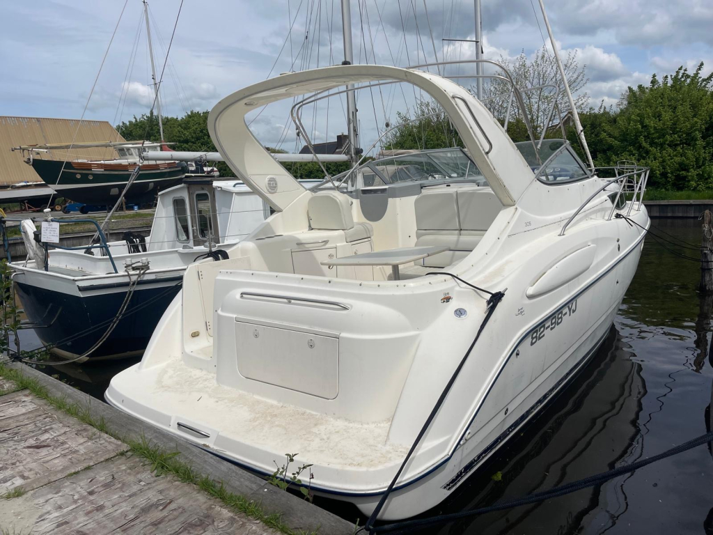 Bayliner 305 Ciera — foto 2 van 35