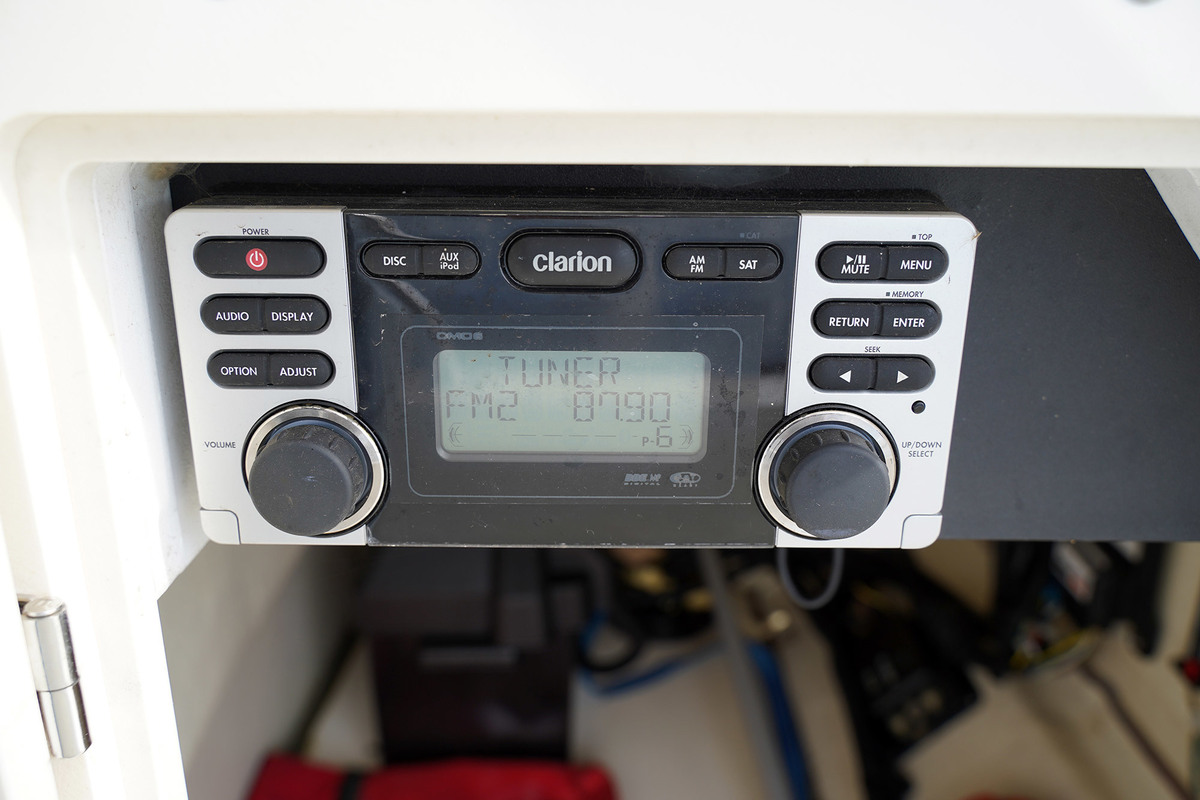 Boston Whaler 190 Montauk — foto 33 van 38