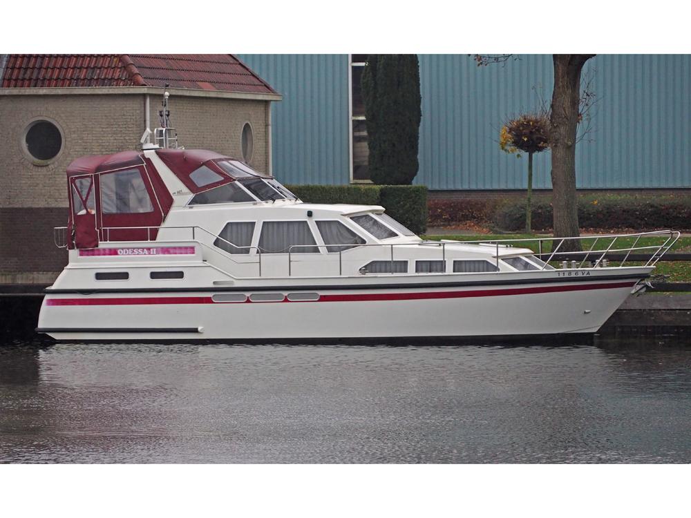Linssen Yachts B.V., Maasbracht Linssen 412 SCX