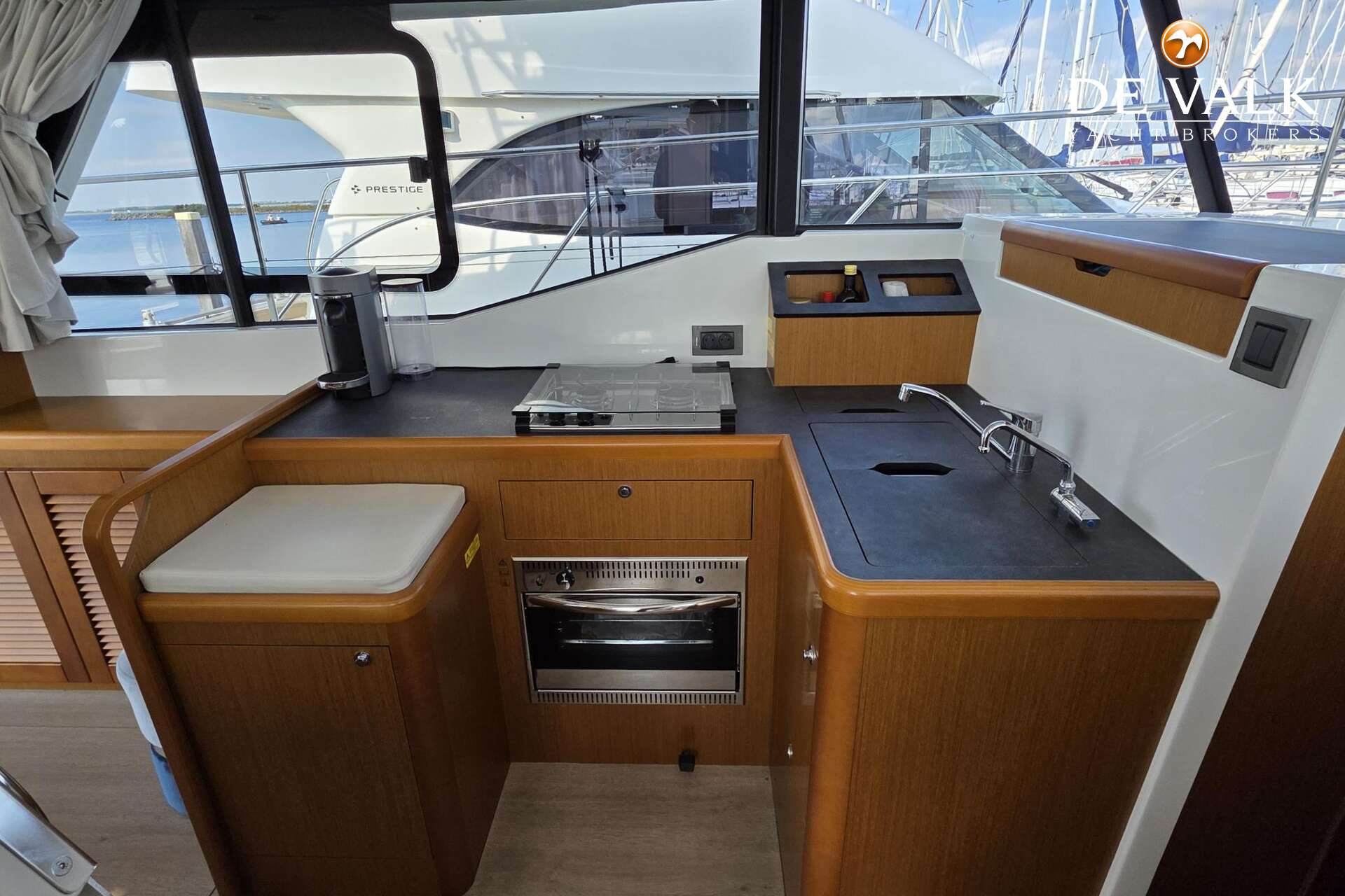 Beneteau Swift Trawler 35 — foto 27 van 43