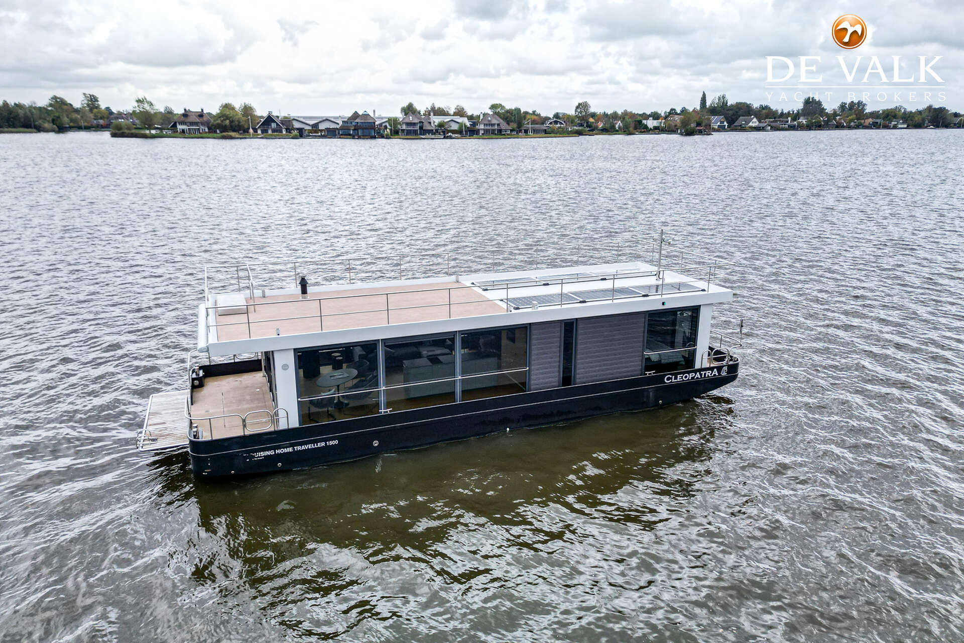 Houseboat Waterloft Luxemotor — foto 3 van 44