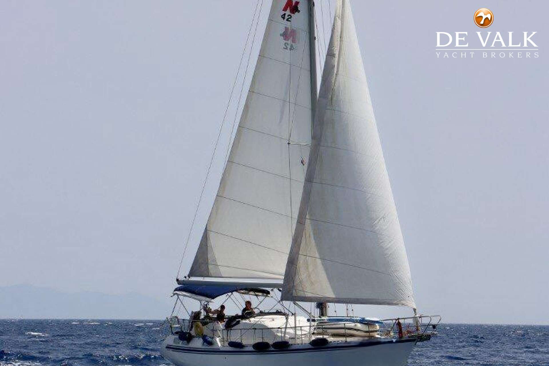 Nauticat 42 — foto 8 van 39