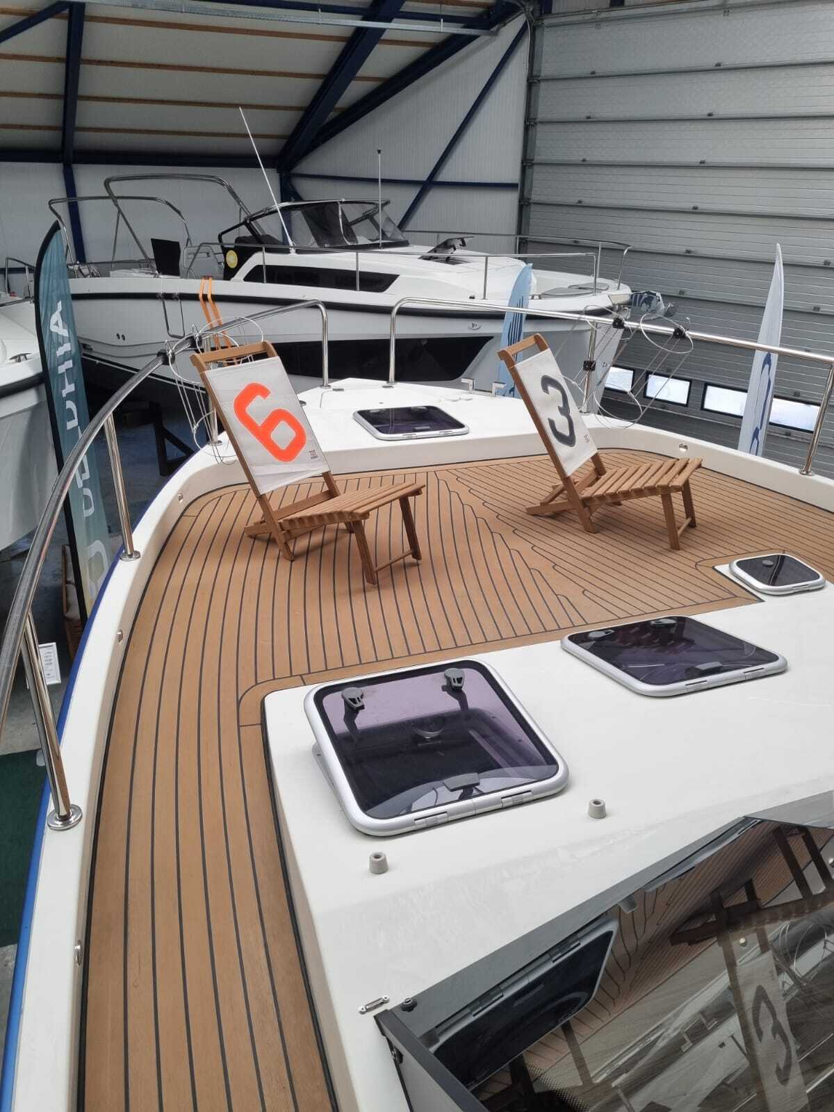 Cobra Yachts Futura 40 — foto 3 van 12