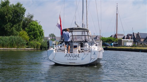 Beneteau Oceanis 38.1 (2018) — foto 7 van 12