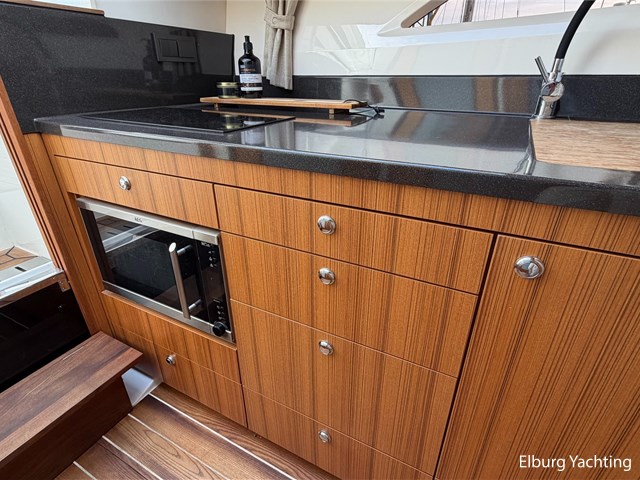 Marex 310 Sun Cruiser — foto 16 van 34