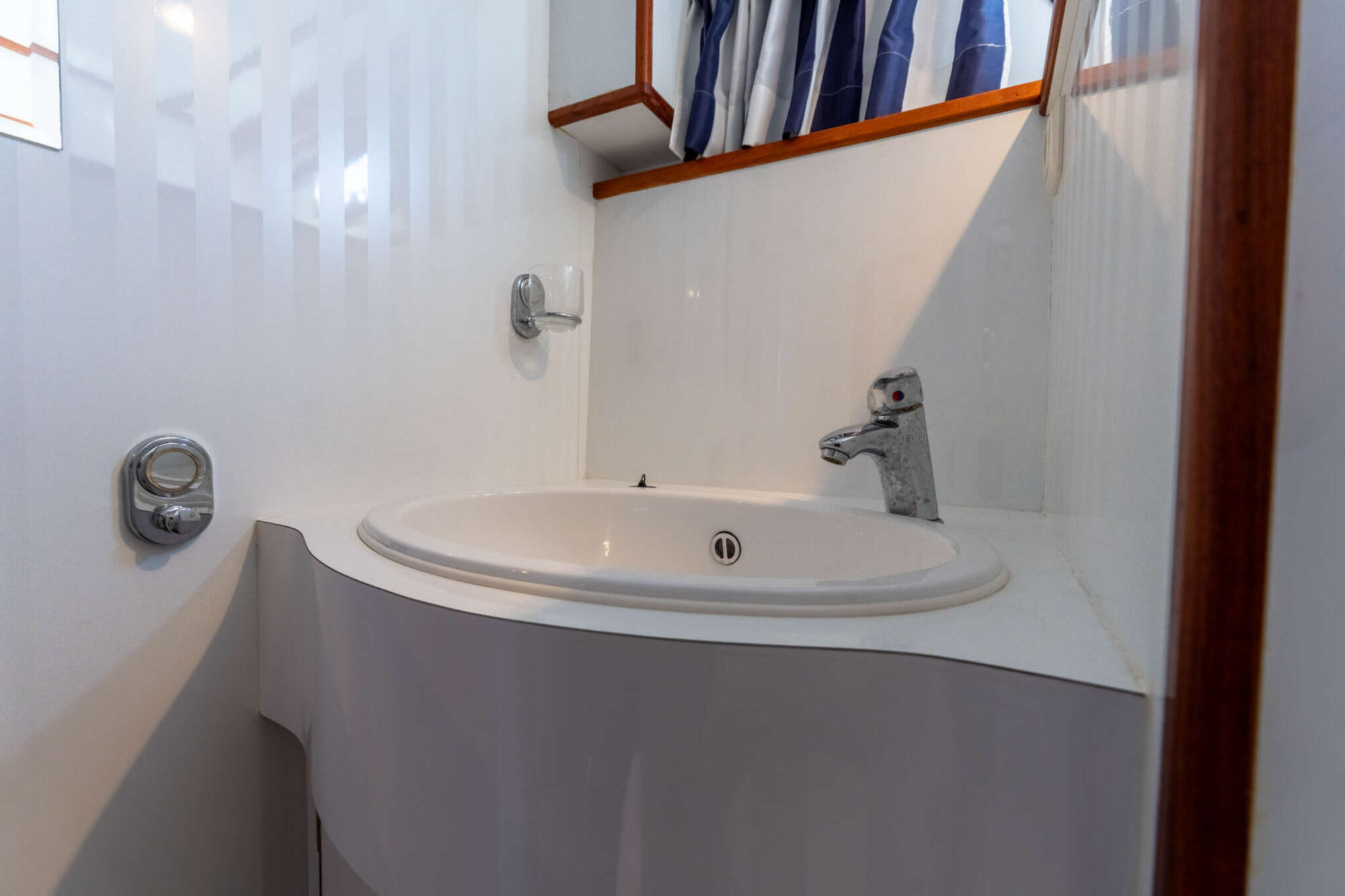 Explorer Classic 14.00 AK Cabrio — foto 21 van 49