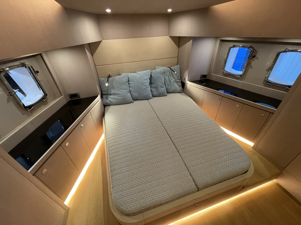 Storm X55 — foto 32 van 82